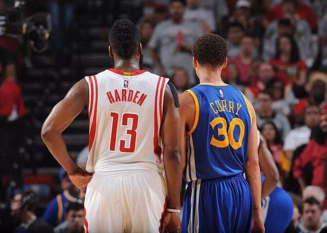 领先一方在 领先一方在