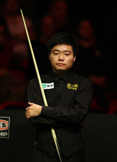 法和持球压 法和持球压