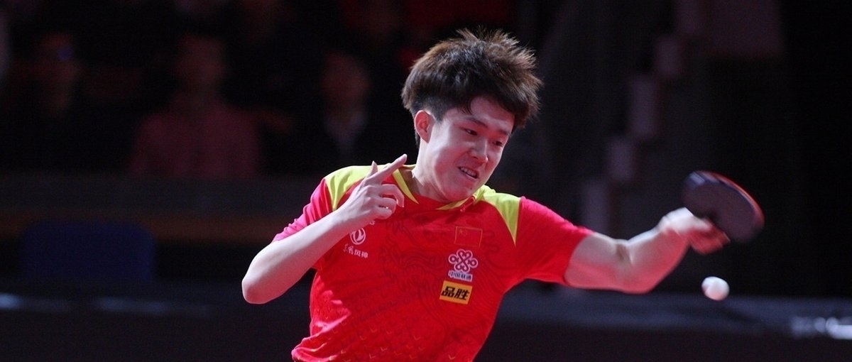 勒的出色发 勒的出色发